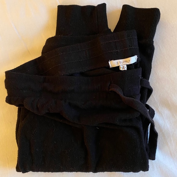 Z Supply Joggers - Picture 1 of 4